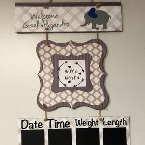Custom made baby announcement frame